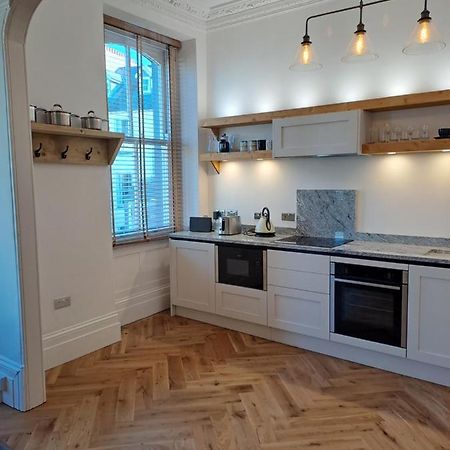 Spinnaker - Self Catering Apartment, 텐비 외부 사진